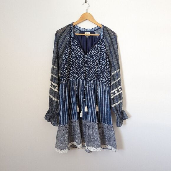 HEMANT & NANDITA Dresses & Skirts - Hemant & Nandita indigo white mixed print embroidered tassel boho mini dress